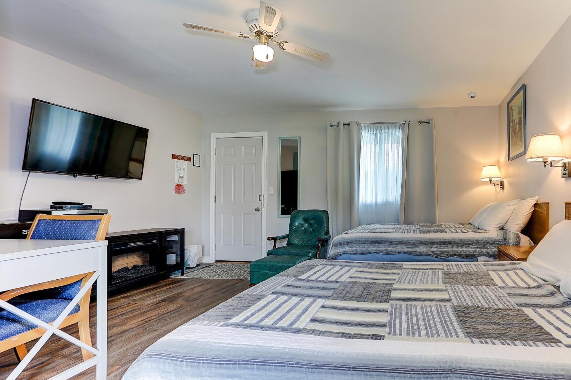 Stone Fountain Motel Fenelon Falls Room photo